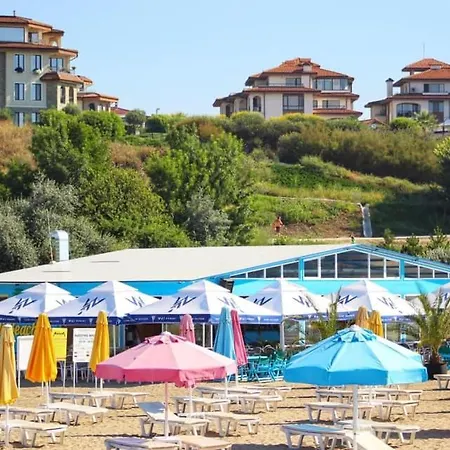 Atlantis Atmosphere アパート